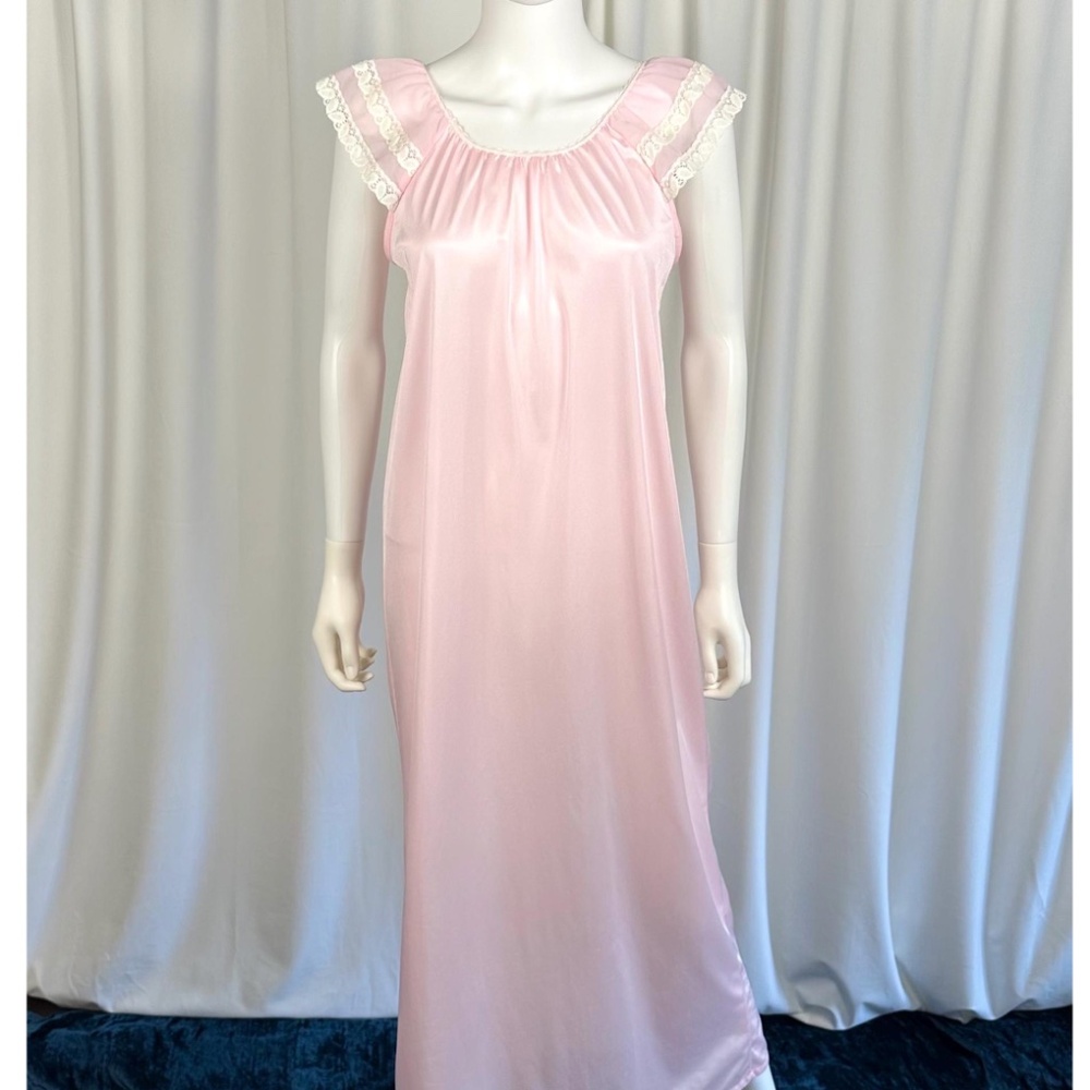 Vintage 1970’s ‘Queentex’ Babydoll Maxi Nightgown Dress in Pastel Pink - S/M
